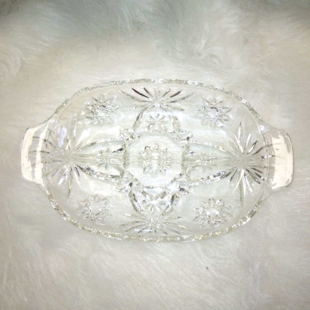 CHARMING Divided Pickle Dish, no chips or cracks